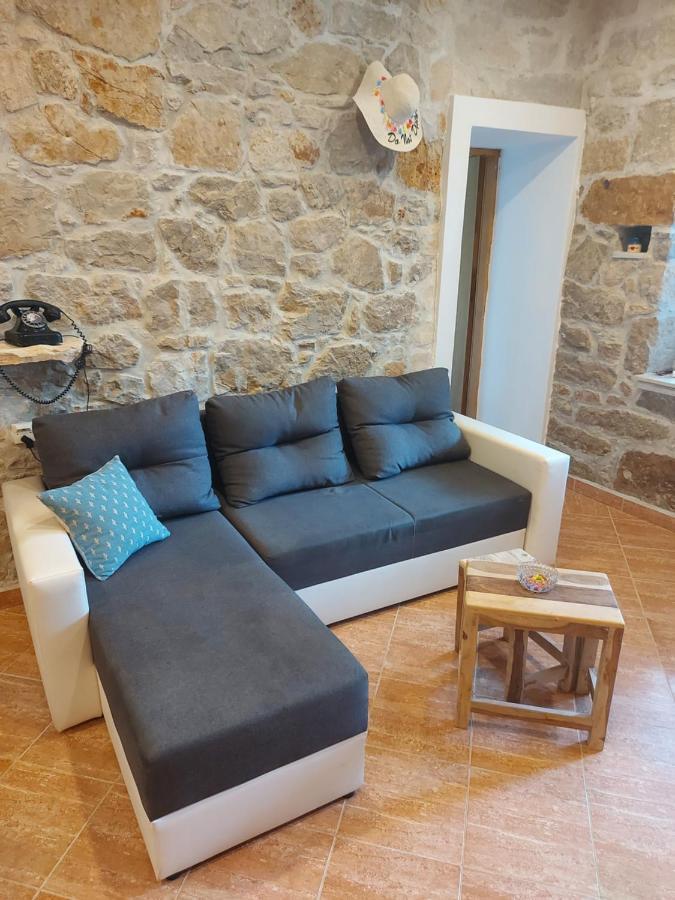 Holiday Home Pepe Banj Kültér fotó